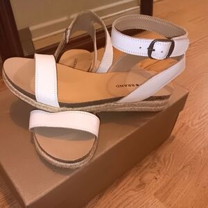 NWB LUCKY BRAND SANDALS